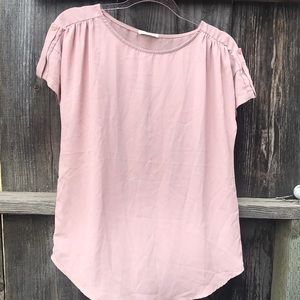 Soprano Blouse with Button Details szS